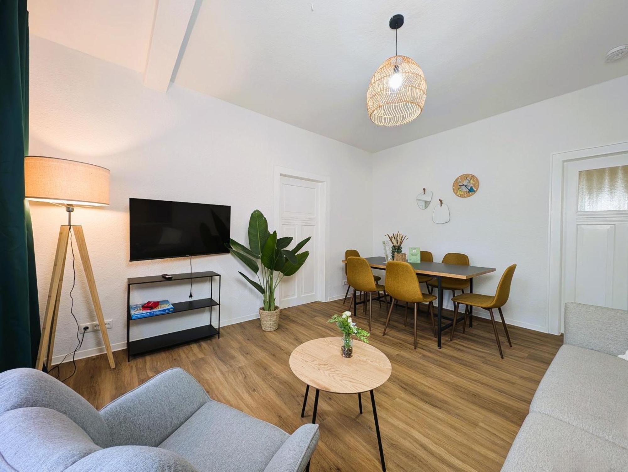 אילמנאו Bohnapartments - Topfmarkt Xxl Suiten - Neu In Top Zentrumslage, Vollausstattung, Wlan, Parkplaetze מראה חיצוני תמונה