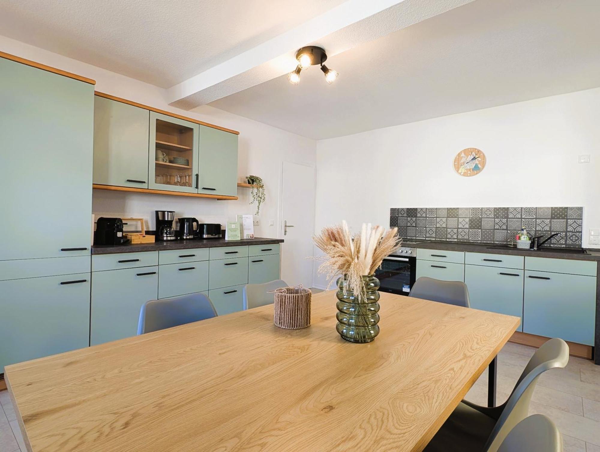 אילמנאו Bohnapartments - Topfmarkt Xxl Suiten - Neu In Top Zentrumslage, Vollausstattung, Wlan, Parkplaetze מראה חיצוני תמונה